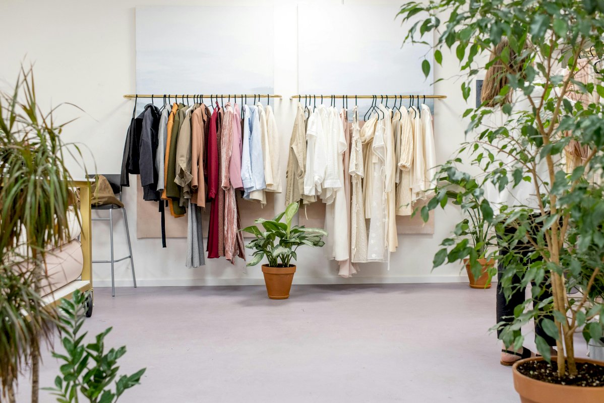 Maximizing Revenue with Retail Pricing Ladders: A Strategic Guide