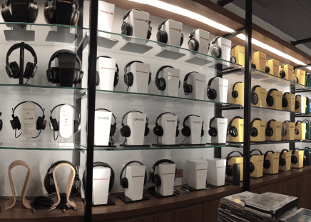 see how consumer electronics retailers are flourishing with Competera Pricing Platform See how consumer electronics retailers are flourishing with Competera Pricing Platform